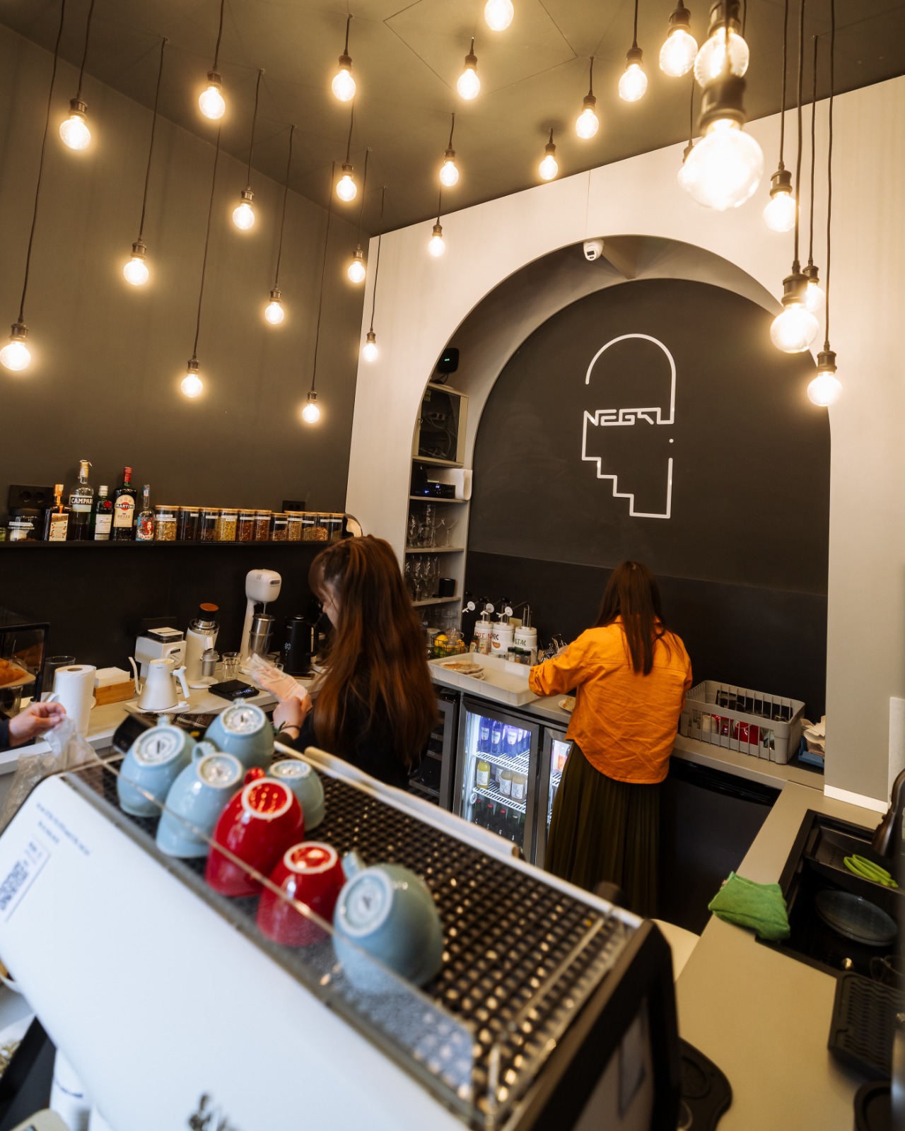 Negru Zi - Cafea și biscuiți în jurul lumii